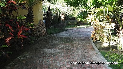 Large beachfront home or B&B for sale in Ecuador